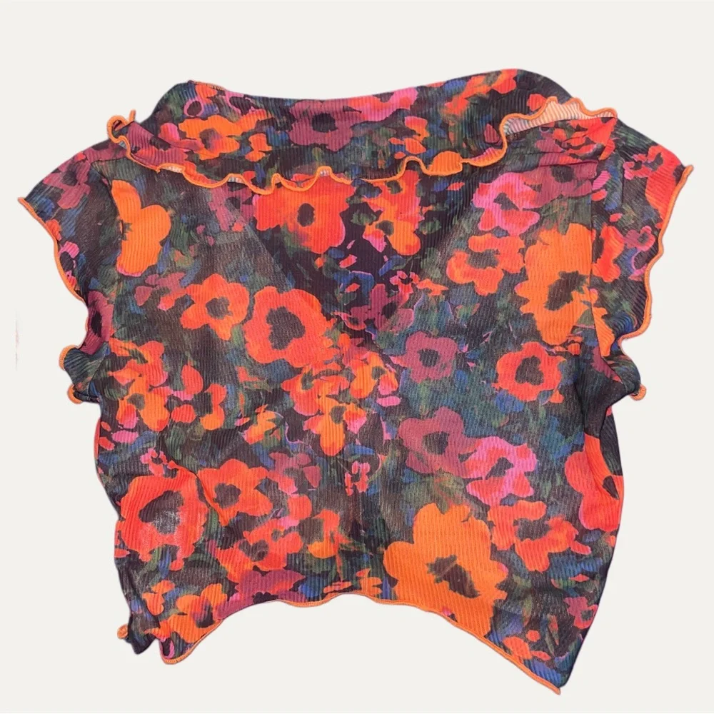 Urban Outfitters 70s style Vibrant Floral Sheer Crop Top - Picture 3 of 4